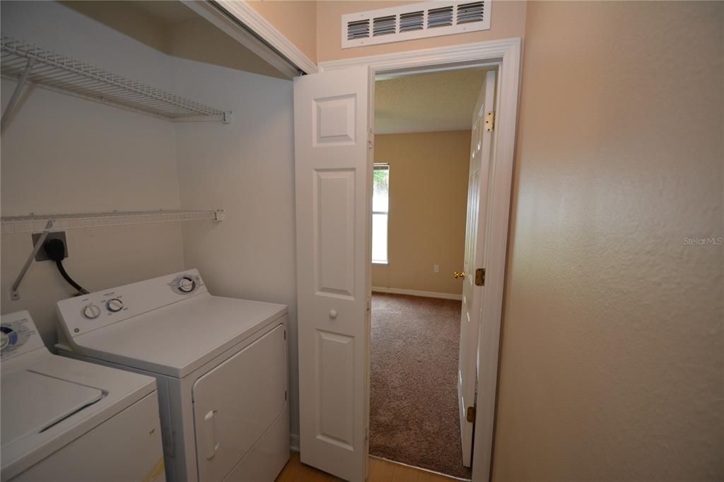 В аренду: $1,950 (3 спален, 2 ванн, 1619 Квадратных фут)