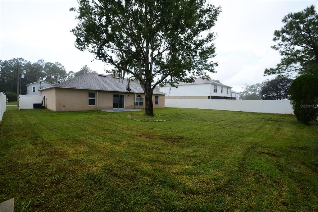 В аренду: $1,950 (3 спален, 2 ванн, 1619 Квадратных фут)