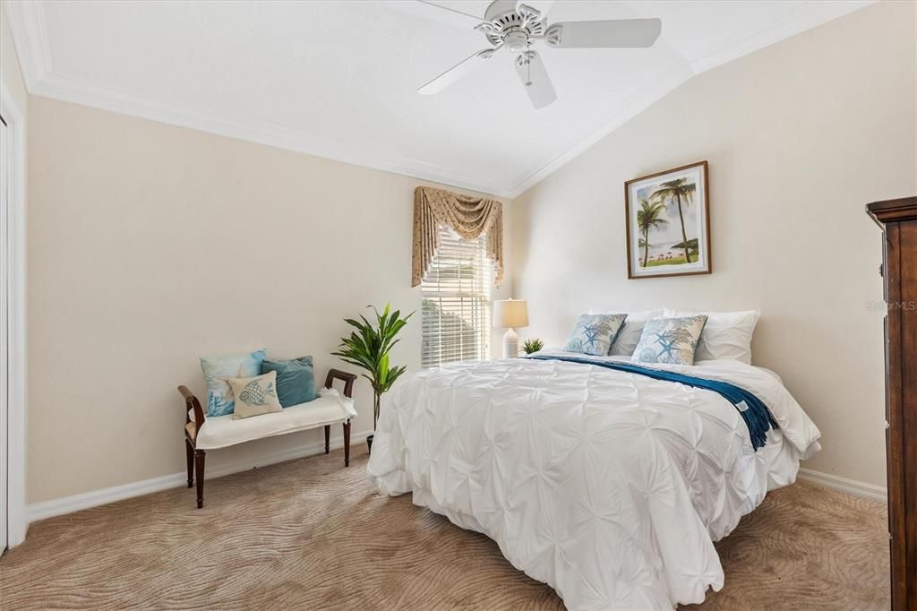 На продажу: $465,000 (3 спален, 2 ванн, 1939 Квадратных фут)