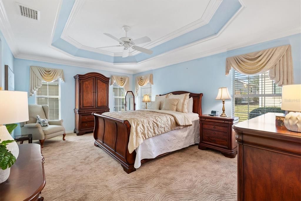 На продажу: $465,000 (3 спален, 2 ванн, 1939 Квадратных фут)