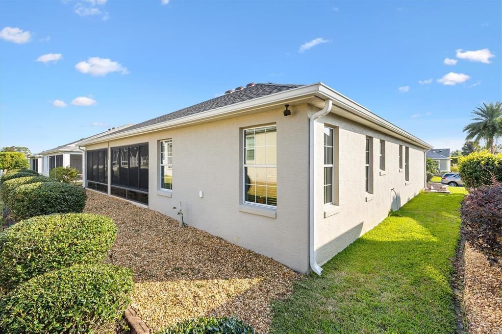 На продажу: $465,000 (3 спален, 2 ванн, 1939 Квадратных фут)