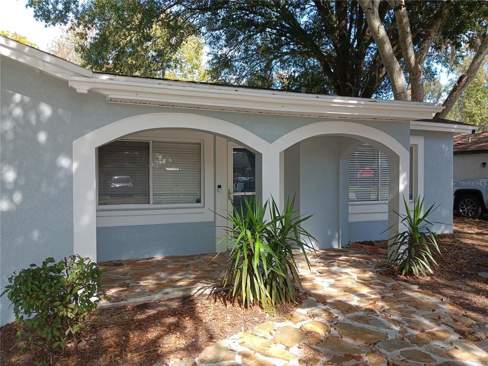 For Sale: $349,900 (3 beds, 2 baths, 1338 Square Feet)