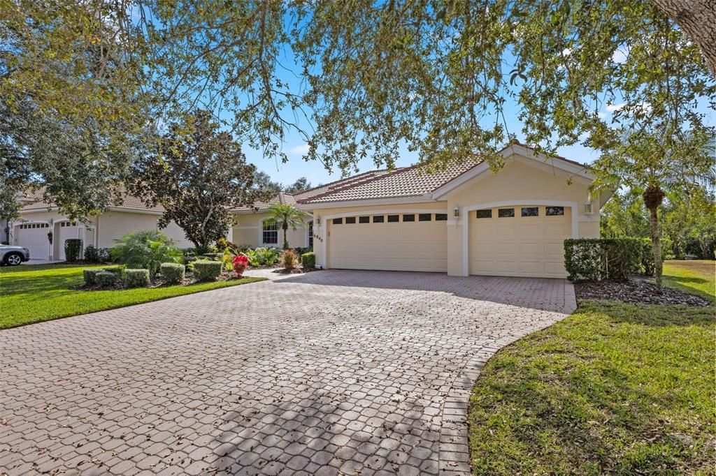 待售: $715,000 (3 贝兹, 2 浴室, 2634 平方英尺)