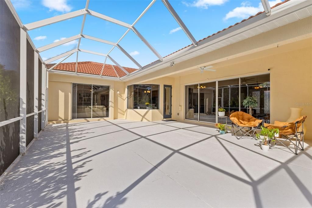 待售: $715,000 (3 贝兹, 2 浴室, 2634 平方英尺)