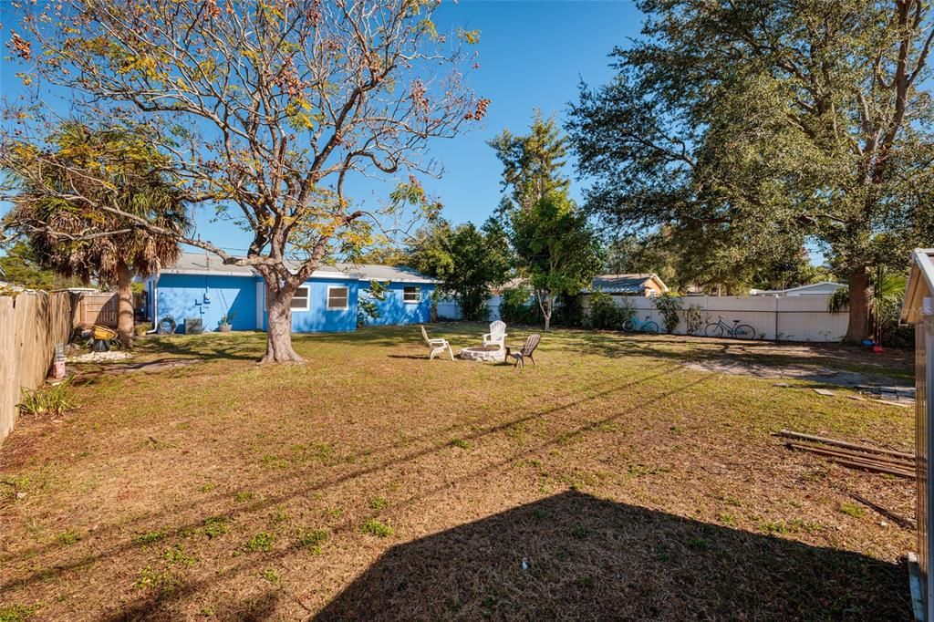 На продажу: $365,000 (3 спален, 2 ванн, 1246 Квадратных фут)