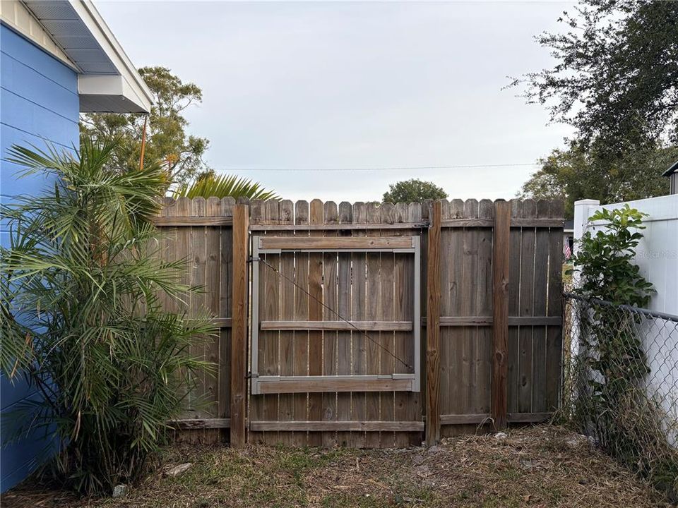 На продажу: $365,000 (3 спален, 2 ванн, 1246 Квадратных фут)