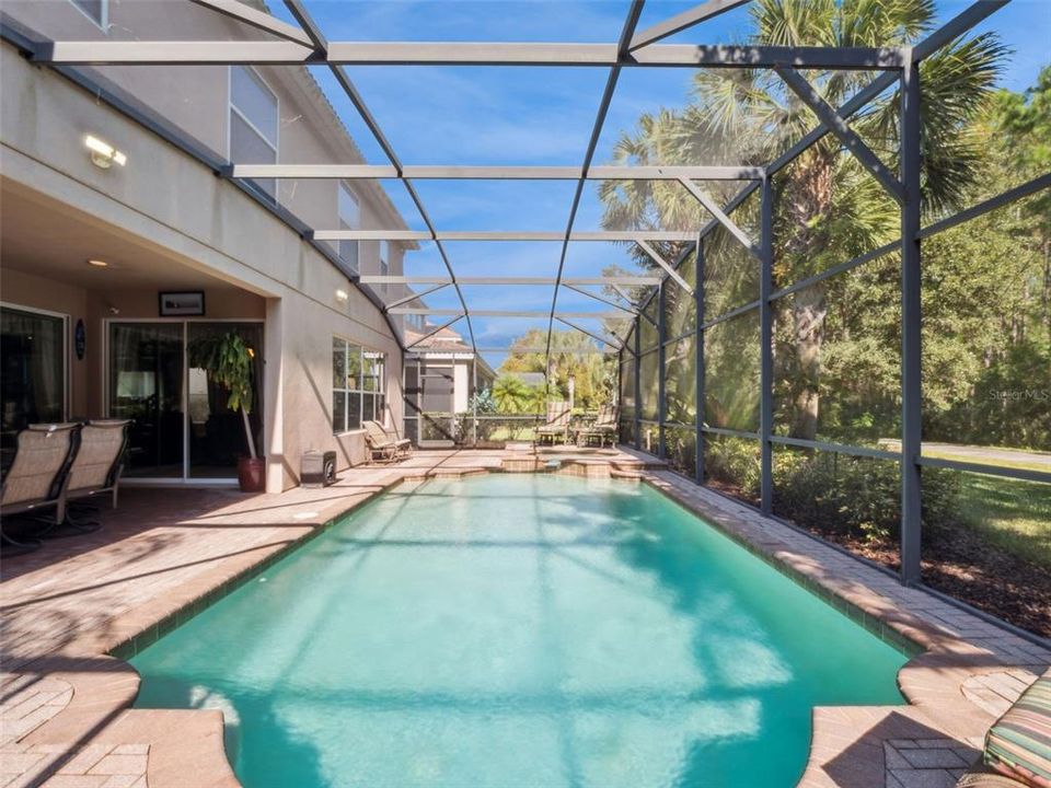 En Venta: $995,000 (4 camas, 3 baños, 3454 Pies cuadrados)