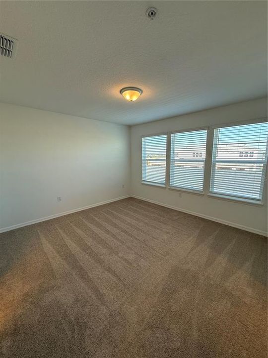 En Renta: $2,500 (3 camas, 2 baños, 1652 Pies cuadrados)