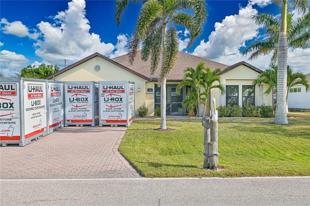 На продажу: $390,000 (3 спален, 2 ванн, 1888 Квадратных фут)