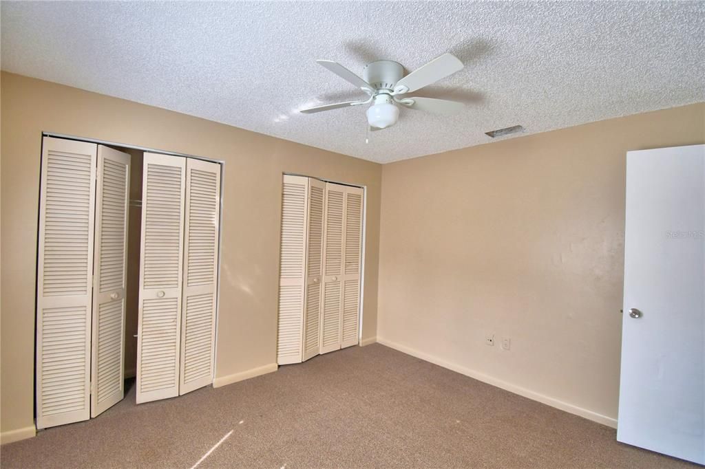 En Venta: $225,000 (2 camas, 2 baños, 1391 Pies cuadrados)