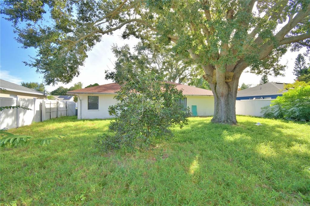 En Venta: $225,000 (2 camas, 2 baños, 1391 Pies cuadrados)