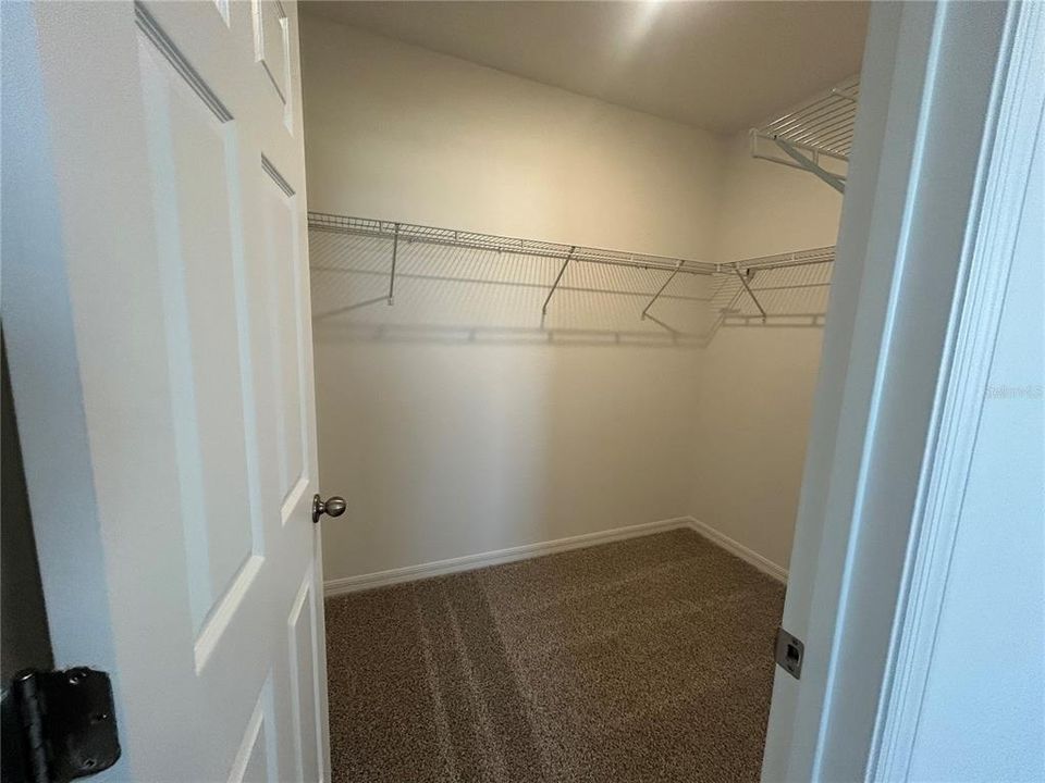 В аренду: $2,100 (3 спален, 2 ванн, 1692 Квадратных фут)