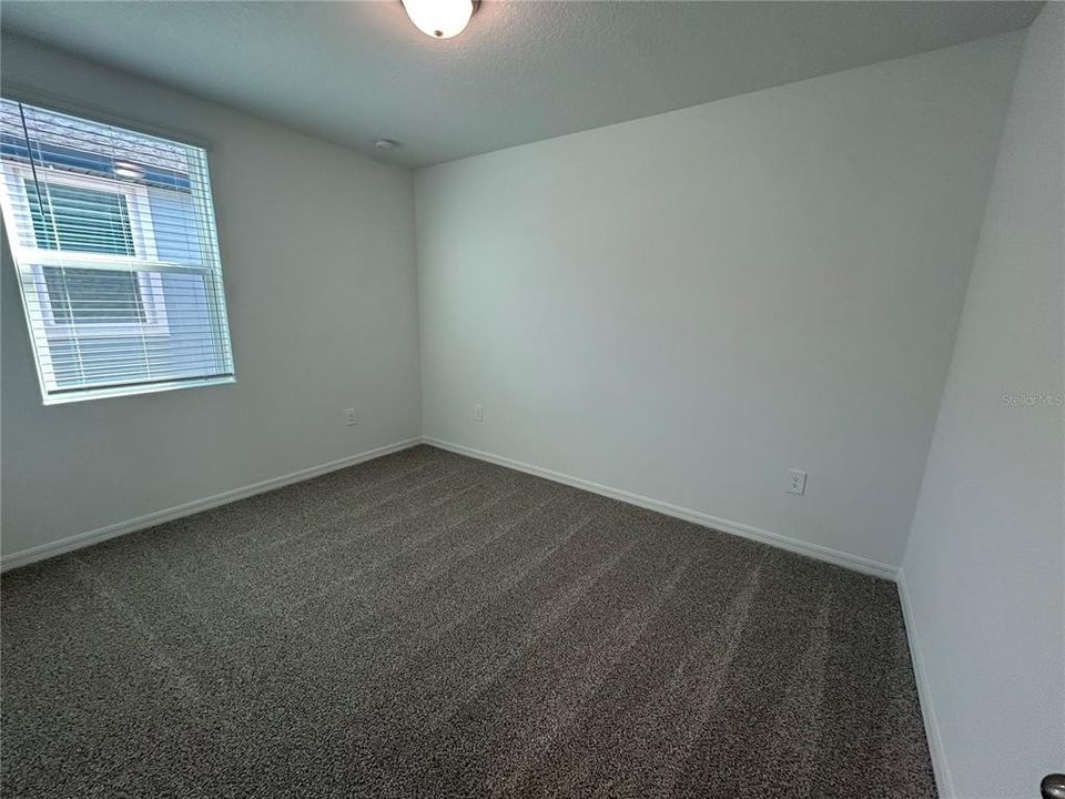 В аренду: $2,100 (3 спален, 2 ванн, 1692 Квадратных фут)