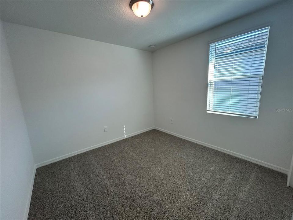 В аренду: $2,100 (3 спален, 2 ванн, 1692 Квадратных фут)