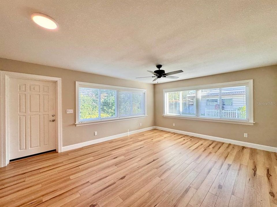 出租: $2,600 (3 贝兹, 2 浴室, 1742 平方英尺)