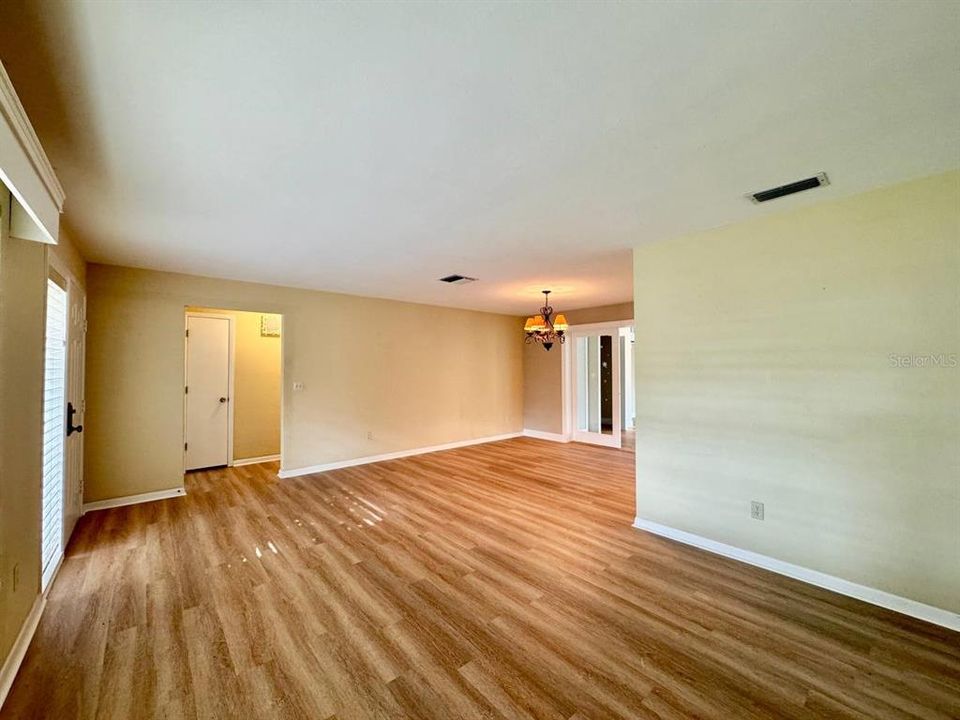 出租: $2,600 (3 贝兹, 2 浴室, 1742 平方英尺)