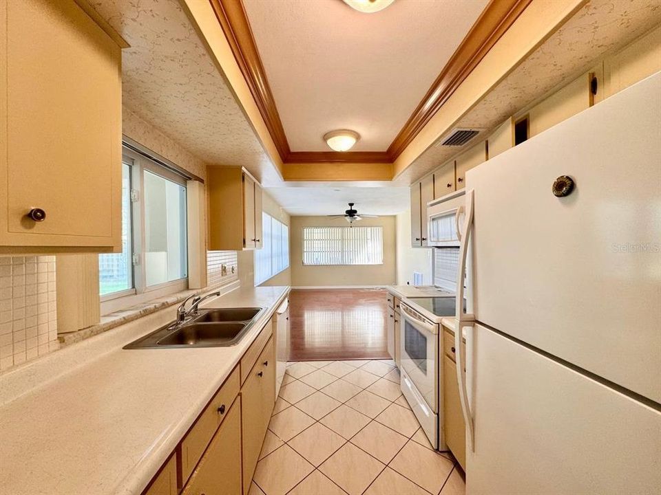 出租: $2,600 (3 贝兹, 2 浴室, 1742 平方英尺)