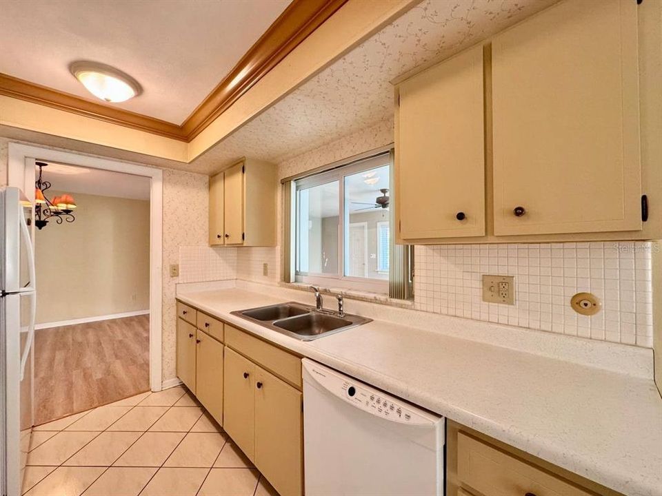 出租: $2,600 (3 贝兹, 2 浴室, 1742 平方英尺)