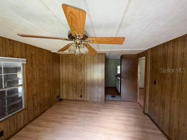 For Sale: $114,000 (3 beds, 2 baths, 1328 Square Feet)