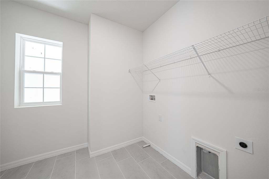 На продажу: $471,905 (4 спален, 3 ванн, 2519 Квадратных фут)