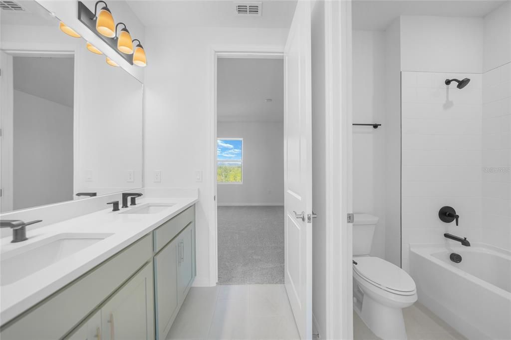 На продажу: $471,905 (4 спален, 3 ванн, 2519 Квадратных фут)