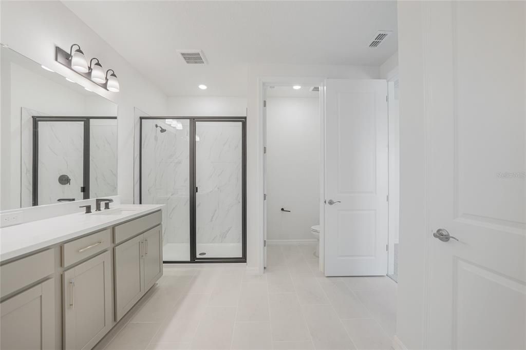 На продажу: $471,905 (4 спален, 3 ванн, 2519 Квадратных фут)