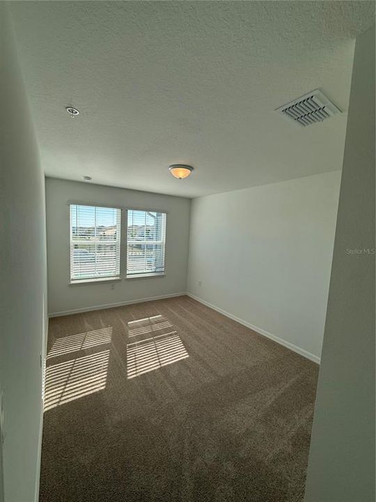 En Renta: $2,500 (3 camas, 2 baños, 1652 Pies cuadrados)