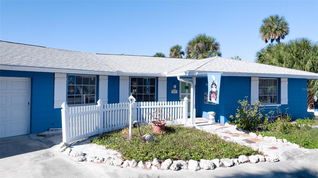 На продажу: $4,500,000 (2 спален, 2 ванн, 1680 Квадратных фут)