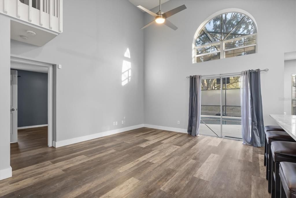 待售: $535,000 (4 贝兹, 2 浴室, 2041 平方英尺)