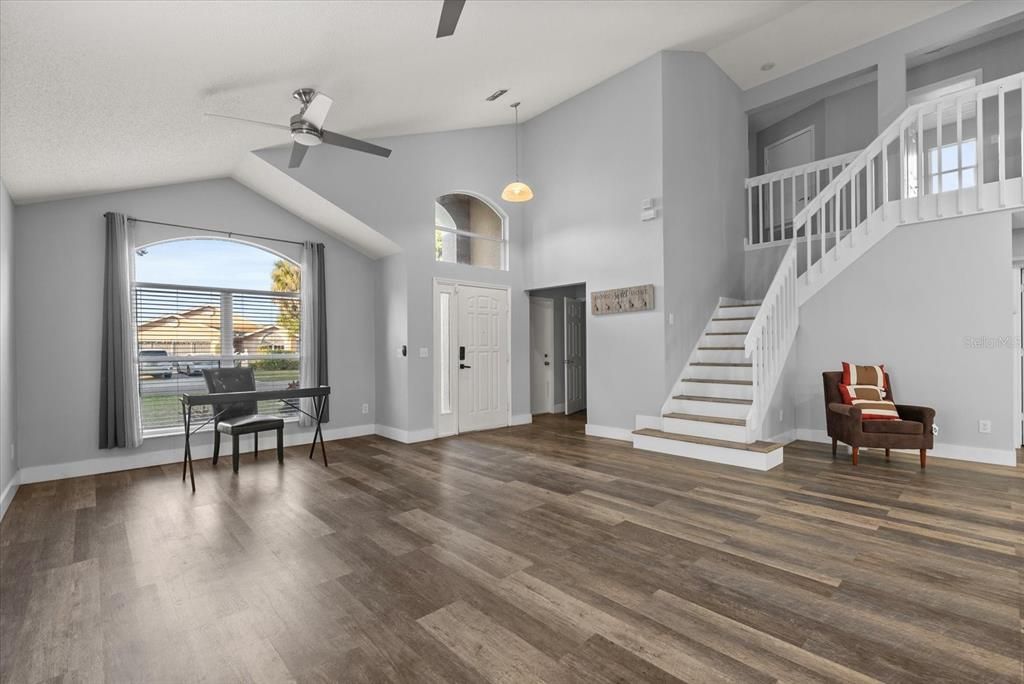 待售: $535,000 (4 贝兹, 2 浴室, 2041 平方英尺)