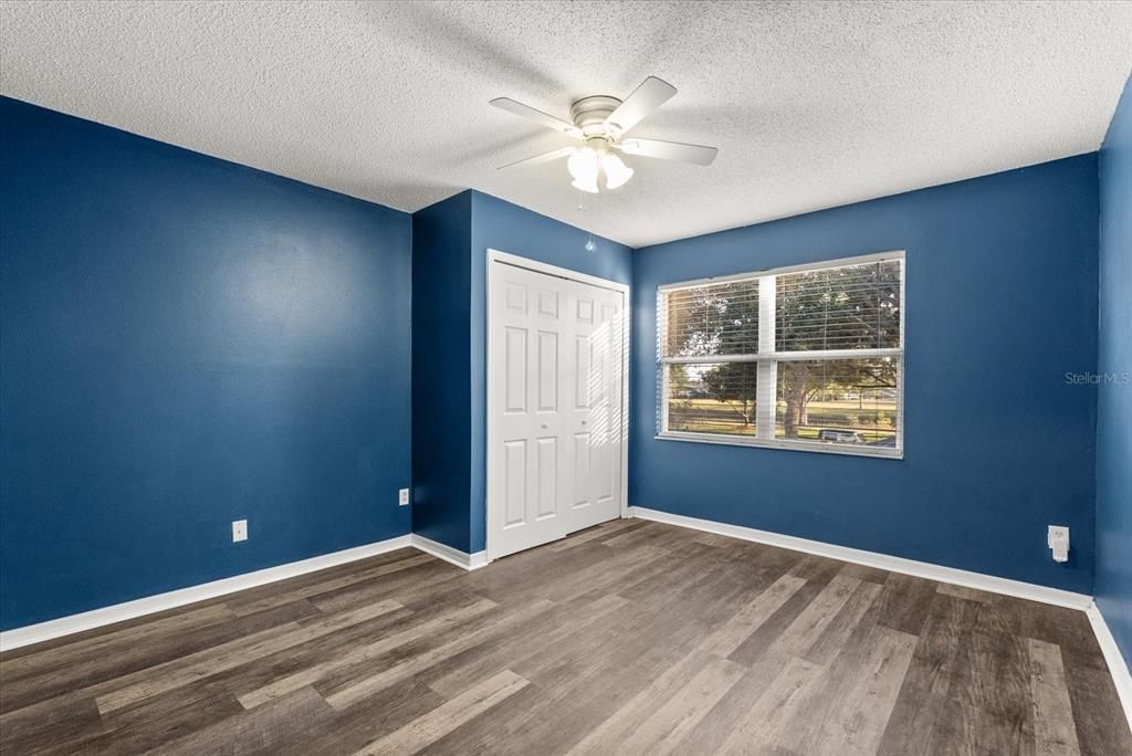 待售: $535,000 (4 贝兹, 2 浴室, 2041 平方英尺)