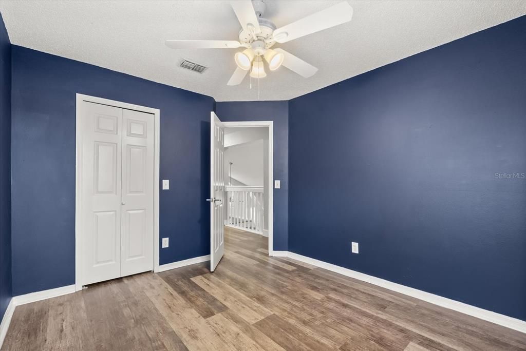 待售: $535,000 (4 贝兹, 2 浴室, 2041 平方英尺)