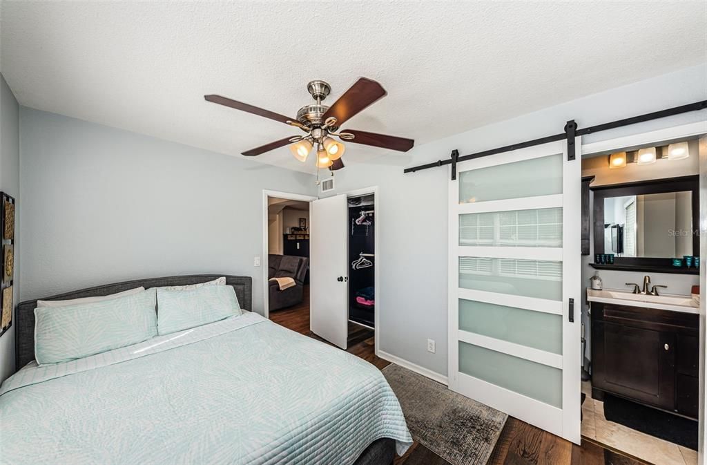 出租: $3,100 (3 贝兹, 2 浴室, 1732 平方英尺)