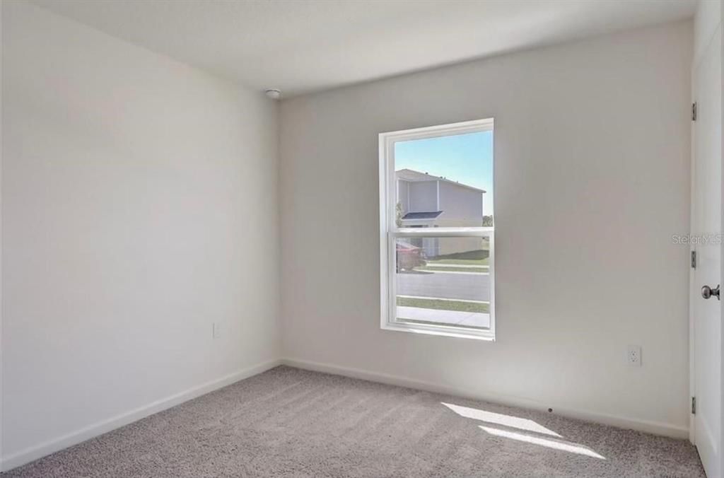 For Rent: $2,000 (3 beds, 2 baths, 1263 Square Feet)