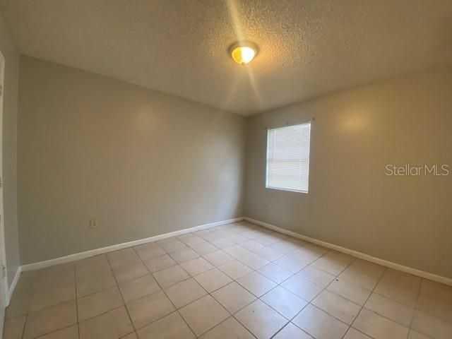 For Rent: $1,275 (2 beds, 1 baths, 778 Square Feet)