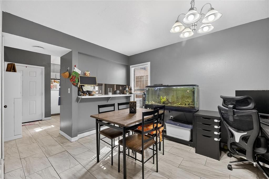 En Venta: $115,000 (2 camas, 1 baños, 1012 Pies cuadrados)