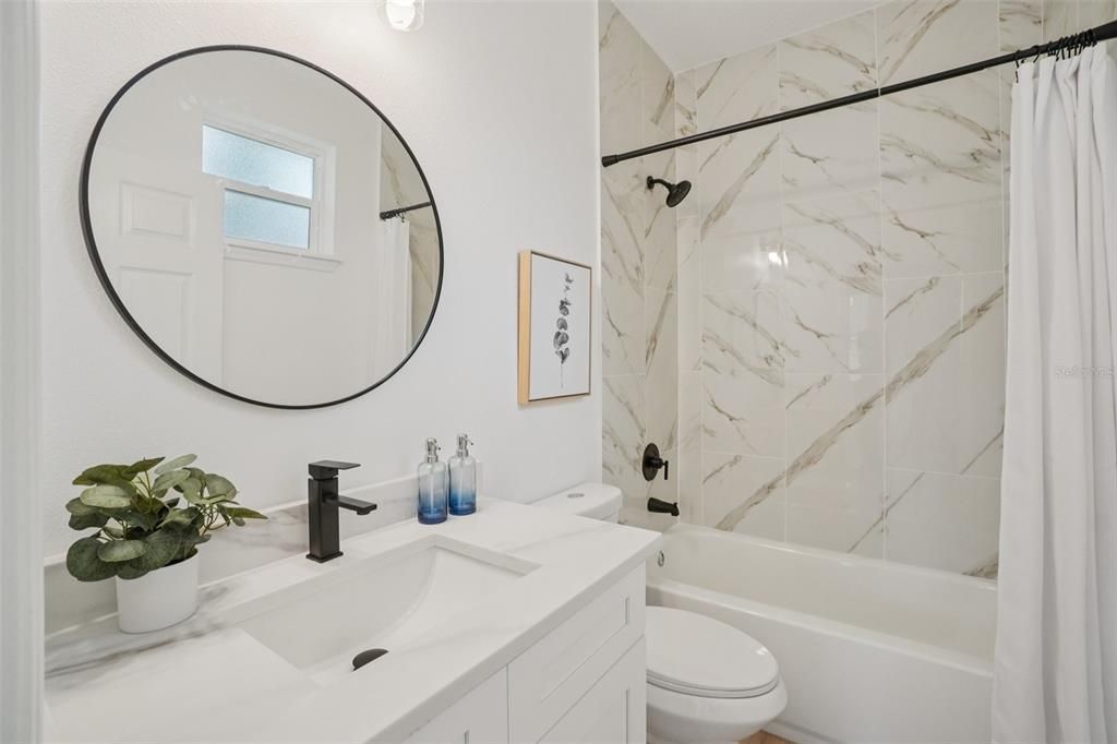 En Venta: $375,000 (4 camas, 2 baños, 1369 Pies cuadrados)