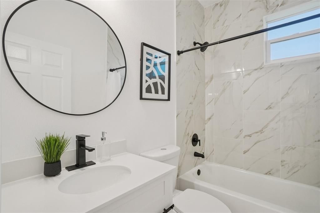 En Venta: $375,000 (4 camas, 2 baños, 1369 Pies cuadrados)