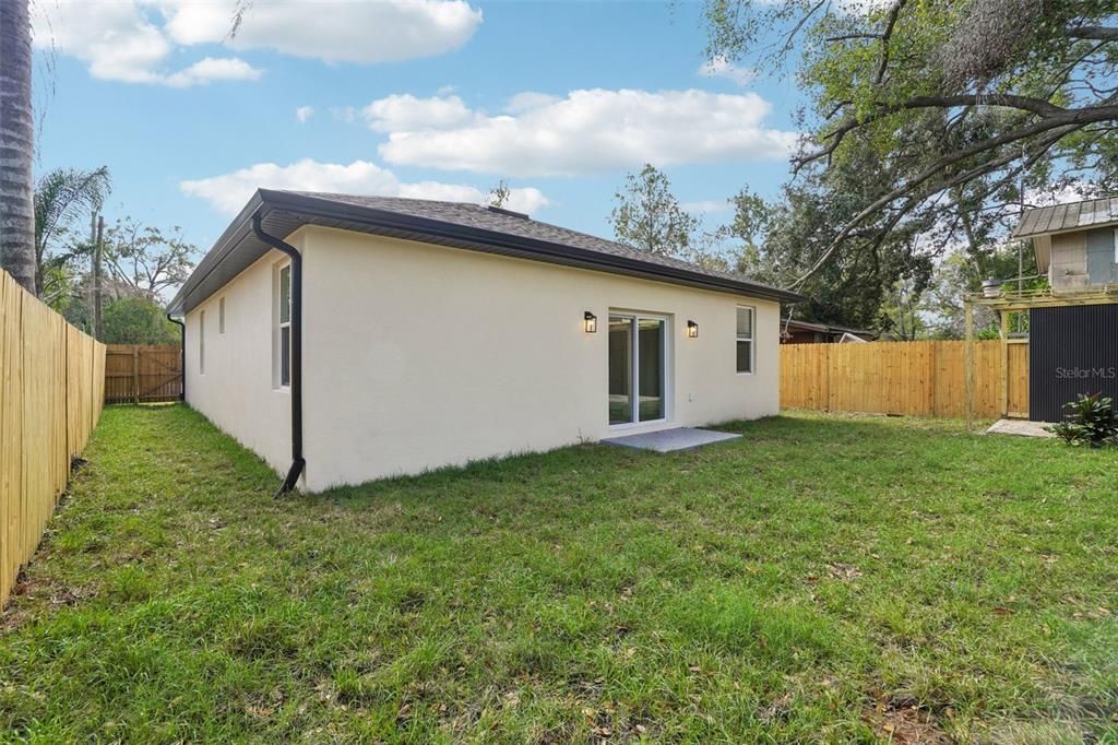 En Venta: $375,000 (4 camas, 2 baños, 1369 Pies cuadrados)