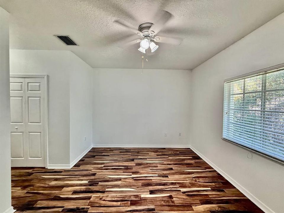 For Rent: $1,700 (3 beds, 2 baths, 1151 Square Feet)