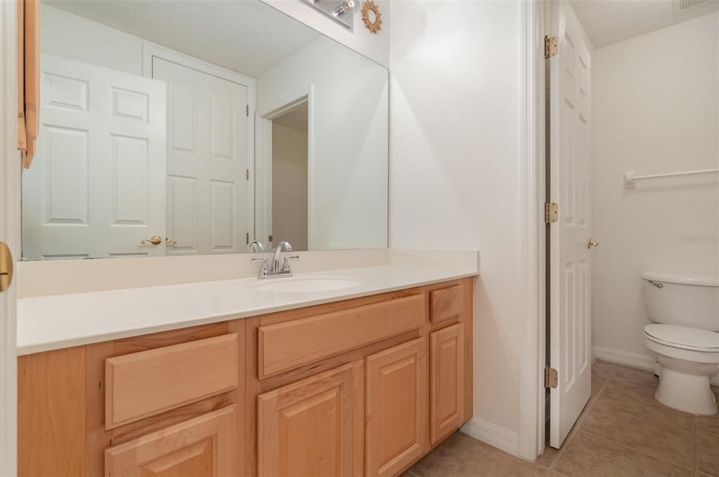 На продажу: $700,000 (5 спален, 3 ванн, 3381 Квадратных фут)