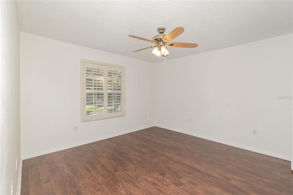 На продажу: $700,000 (5 спален, 3 ванн, 3381 Квадратных фут)