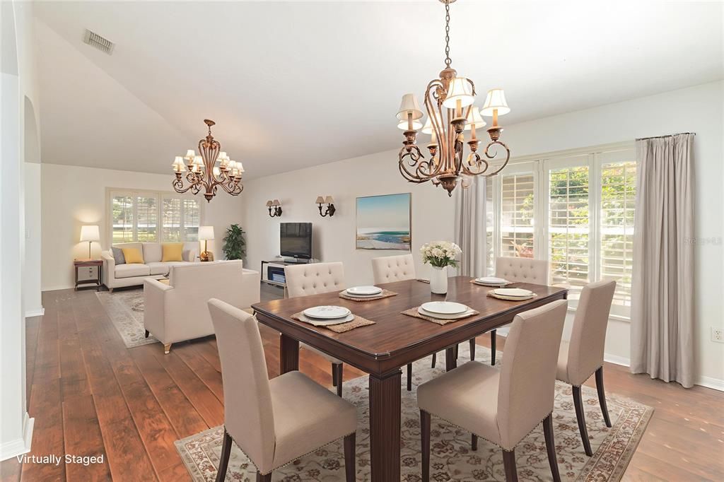 На продажу: $700,000 (5 спален, 3 ванн, 3381 Квадратных фут)