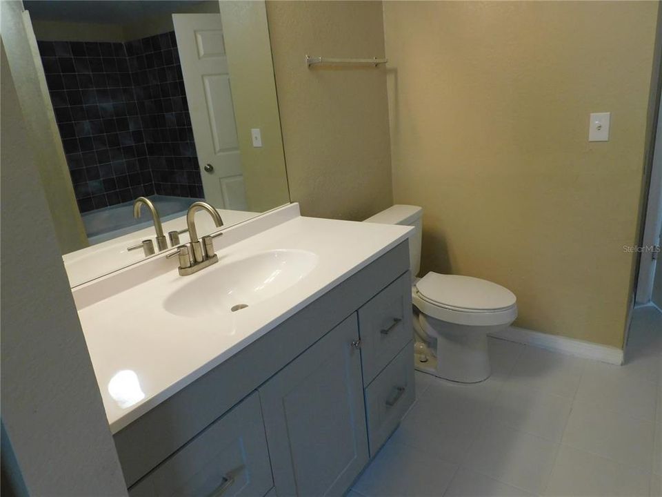 For Sale: $189,000 (3 beds, 2 baths, 1260 Square Feet)