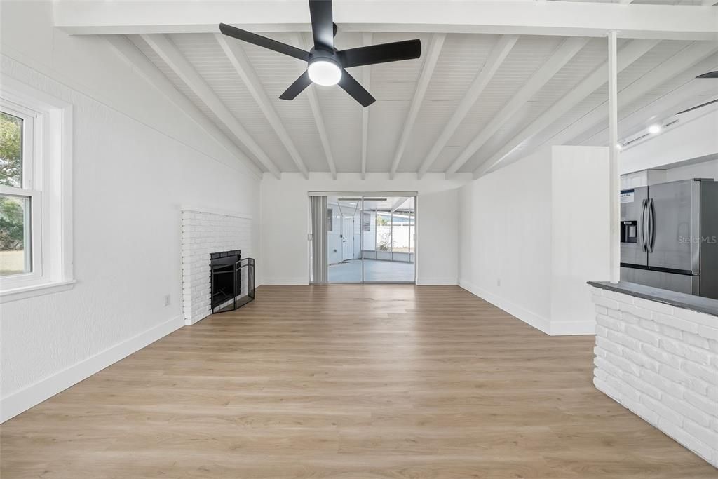 En Venta: $350,000 (2 camas, 1 baños, 1001 Pies cuadrados)