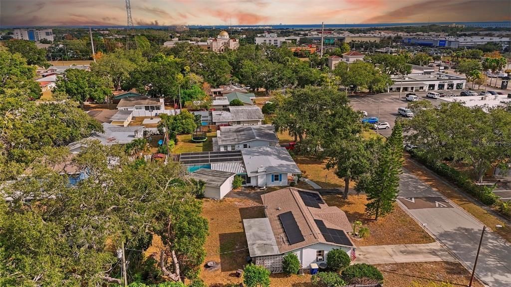 En Venta: $350,000 (2 camas, 1 baños, 1001 Pies cuadrados)