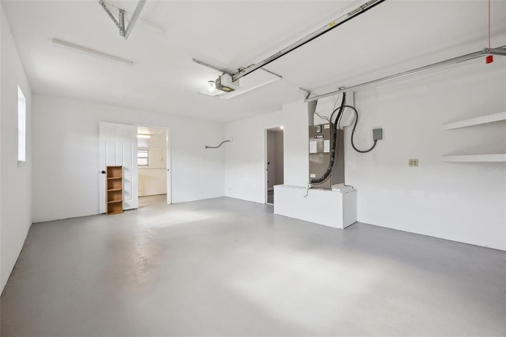 待售: $300,000 (3 贝兹, 2 浴室, 1611 平方英尺)