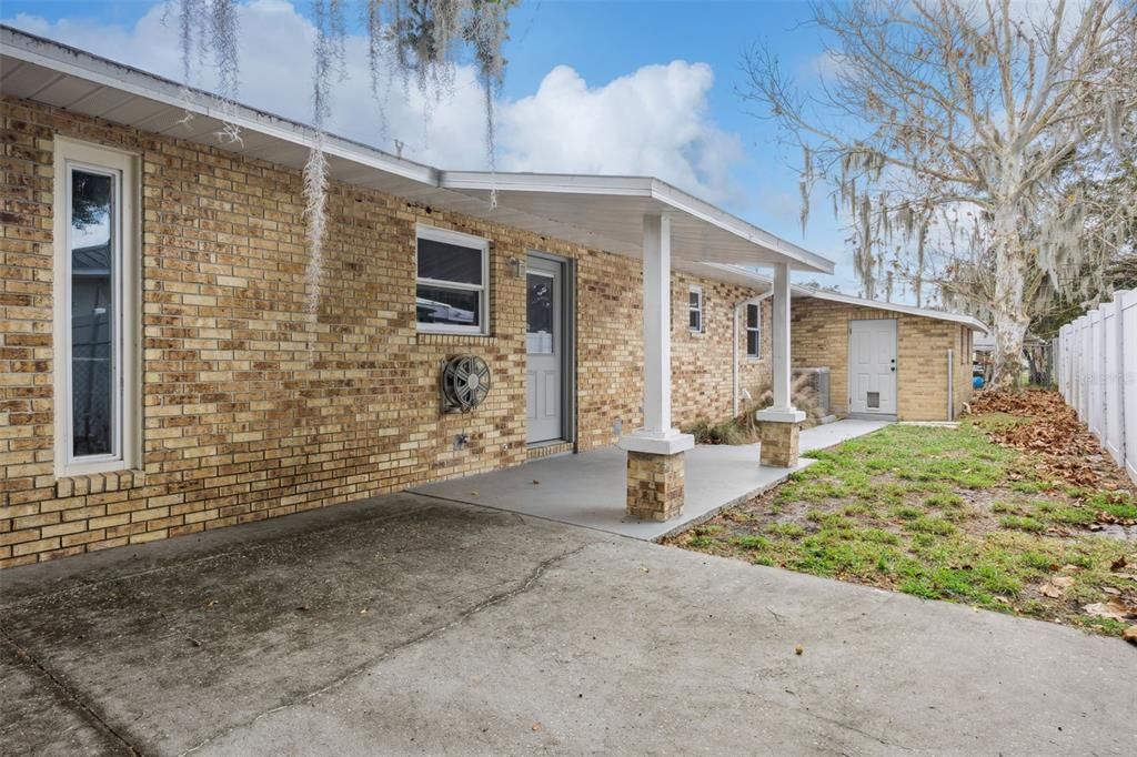 待售: $300,000 (3 贝兹, 2 浴室, 1611 平方英尺)