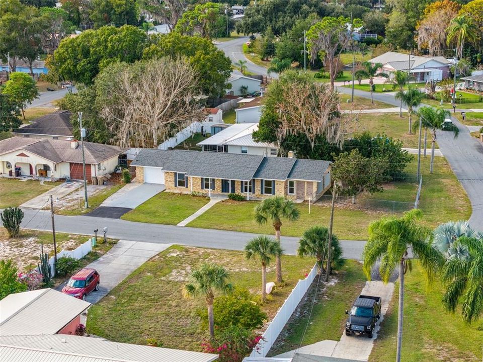 待售: $300,000 (3 贝兹, 2 浴室, 1611 平方英尺)