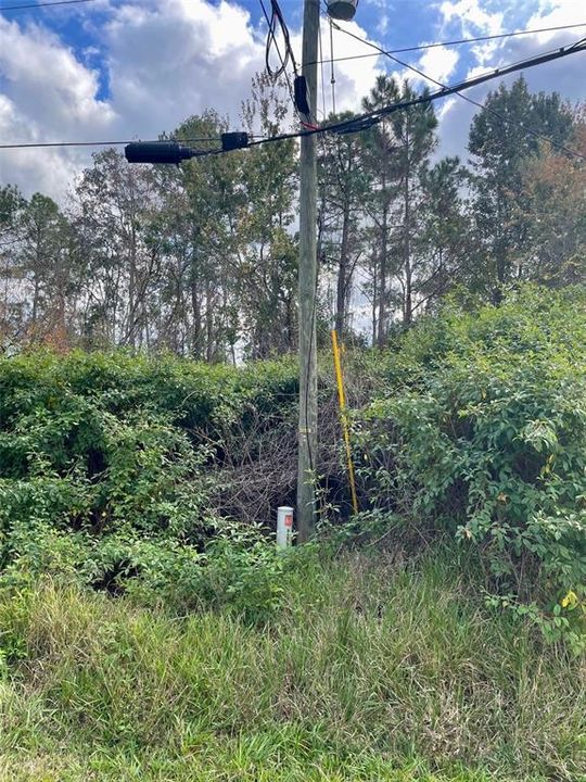 待售: $39,997 (0.35 acres)